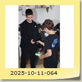 2025-10-11-064
