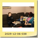 2025-12-06-038