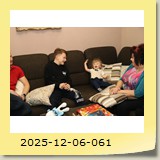 2025-12-06-061